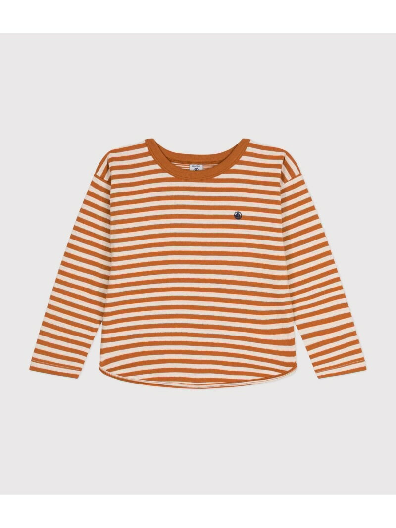 PETIT BATEAU（プチバトー）チュビックボーダー長袖Tシャツプチバトーの定番ボーダーをあしらった長袖Tシャツです。2枚の生地を編み上げた、やわらかなチュビック素材を使用しています。ドロップショルダーのリラックスしたデザインのTシャツは、カジュアルスタイルの定番として一枚あると便利なアイテムです。型番：A0A0ZA-01-050 KE7343【採寸】サイズ着丈身幅袖丈3才 95cm35cm34cm38cm4才 104cm37.5cm35cm41cm5才 110cm40cm36cm44cm商品のサイズについて【商品詳細】モロッコ素材：コットン100%サイズ：3才 95cm、4才 104cm、5才 110cm※画面上と実物では多少色具合が異なって見える場合もございます。ご了承ください。商品のカラーについて 【予約商品について】 ※「先行予約販売中」「予約販売中」をご注文の際は予約商品についてをご確認ください。■重要なお知らせ※ 当店では、ギフト配送サービス及びラッピングサービスを行っておりません。ご注文者様とお届け先が違う場合でも、タグ（値札）付「納品書 兼 返品連絡票」同梱の状態でお送り致しますのでご了承ください。 ラッピング・ギフト配送について※ 2点以上ご購入の場合、全ての商品が揃い次第一括でのお届けとなります。お届け予定日の異なる商品をお買い上げの場合はご注意下さい。お急ぎの商品がございましたら分けてご購入いただきますようお願い致します。発送について ※ 買い物カートに入れるだけでは在庫確保されませんのでお早めに購入手続きをしてください。当店では在庫を複数サイトで共有しているため、同時にご注文があった場合、売切れとなってしまう事がございます。お手数ですが、ご注文後に当店からお送りする「ご注文内容の確認メール」をご確認ください。ご注文の確定について ※ Rakuten Fashionの商品ページに記載しているメーカー希望小売価格は、楽天市場「商品価格ナビ」に登録されている価格に準じています。 商品の価格についてPETIT BATEAUPETIT BATEAUのカットソー・Tシャツトップスご注文・お届けについて発送ガイドラッピンググッズ3,980円以上送料無料ご利用ガイド