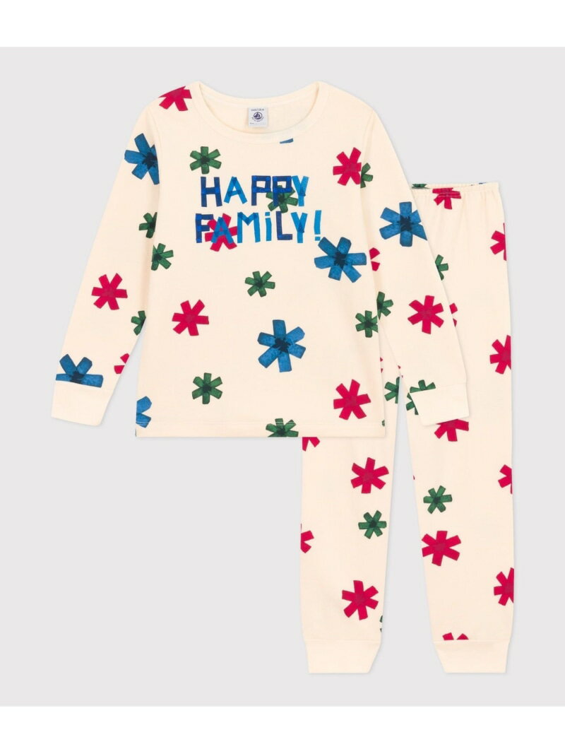 PETIT BATEAU（プチバトー）長袖パジャマ「HAPPYFAMILY」のメッセージと雪の結晶のプリントがシーズナルな長袖パジャマです。環境にやさしく、第二の肌と呼ばれるほど心地よい肌触りの1x1リブ編み素材を使用しています。袖口と裾の...