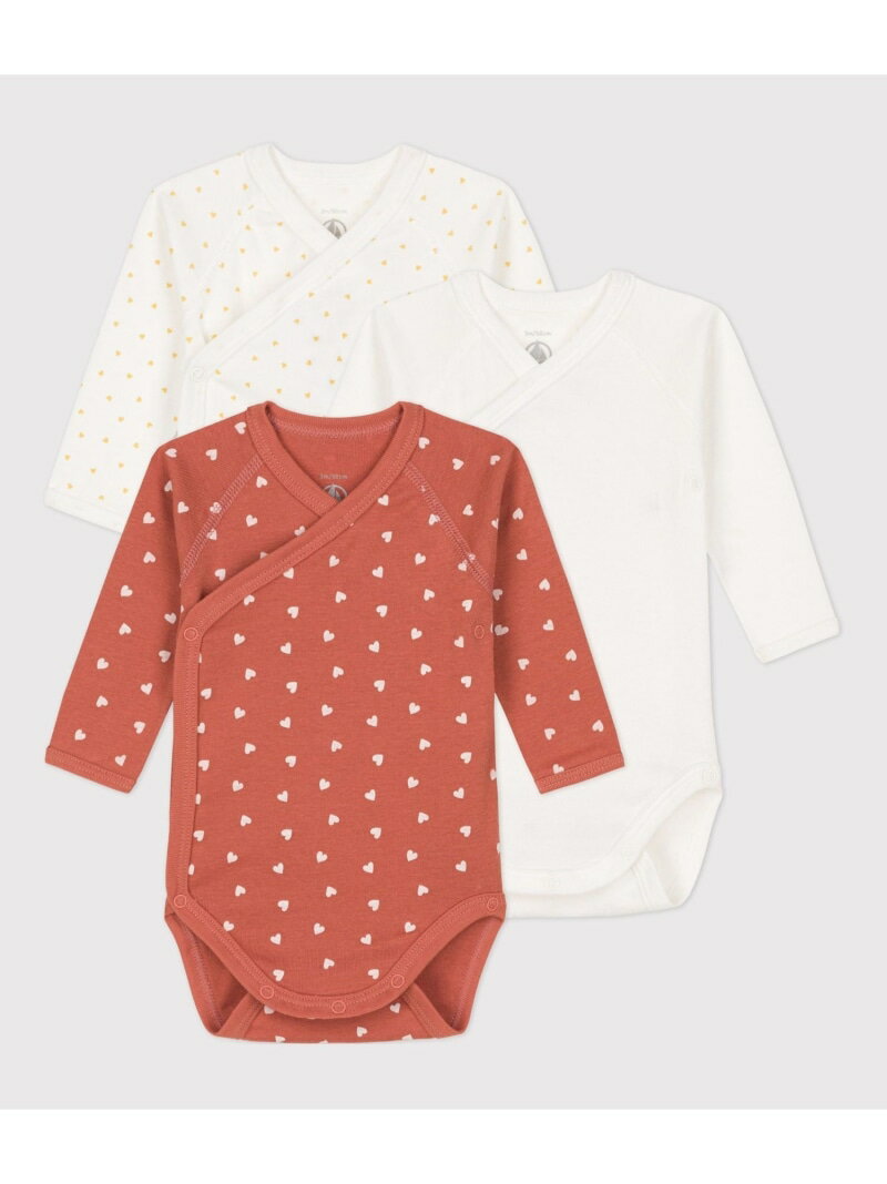 PETIT BATEAU（プチバトー）長袖あわせボディ3枚組人気のハートと星プリントとプレーンカラーで揃えた長袖あわせボディ3枚セットです。第二の肌と呼ばれるほど心地よい肌触りの1x1リブ編み素材を使用。前面が大きく開くあわせタイプは脱ぎ着がしやすく、パパやママに嬉しいデザイン。何枚あっても嬉しいアイテムは、出産祝いなどのギフトにもおすすめです。型番：A05HR-00-000 GA3897【採寸】サイズ着丈身幅袖丈1ヶ月 54cm32cm17.5cm21.9cm3ヶ月 60cm35cm18.5cm24.2cm6ヶ月 67cm37cm20cm26.9cm12ヶ月 74cm38.9cm21.5cm30.6cm商品のサイズについて【商品詳細】モロッコ素材：コットン100%サイズ：3ヶ月 60cm、6ヶ月 67cm、12ヶ月 74cm、1ヶ月 54cm※画面上と実物では多少色具合が異なって見える場合もございます。ご了承ください。商品のカラーについて 【予約商品について】 ※「先行予約販売中」「予約販売中」をご注文の際は予約商品についてをご確認ください。■重要なお知らせ※ 当店では、ギフト配送サービス及びラッピングサービスを行っておりません。ご注文者様とお届け先が違う場合でも、タグ（値札）付「納品書 兼 返品連絡票」同梱の状態でお送り致しますのでご了承ください。 ラッピング・ギフト配送について※ 2点以上ご購入の場合、全ての商品が揃い次第一括でのお届けとなります。お届け予定日の異なる商品をお買い上げの場合はご注意下さい。お急ぎの商品がございましたら分けてご購入いただきますようお願い致します。発送について ※ 買い物カートに入れるだけでは在庫確保されませんのでお早めに購入手続きをしてください。当店では在庫を複数サイトで共有しているため、同時にご注文があった場合、売切れとなってしまう事がございます。お手数ですが、ご注文後に当店からお送りする「ご注文内容の確認メール」をご確認ください。ご注文の確定について ※ Rakuten Fashionの商品ページに記載しているメーカー希望小売価格は、楽天市場「商品価格ナビ」に登録されている価格に準じています。 商品の価格についてPETIT BATEAUPETIT BATEAUのベビー肌着・新生児服マタニティウェア・ベビー用品ご注文・お届けについて発送ガイドラッピンググッズ3,980円以上送料無料ご利用ガイドこの商品はセール商品のため返品・交換対象外です詳細はこちら &gt;&gt;