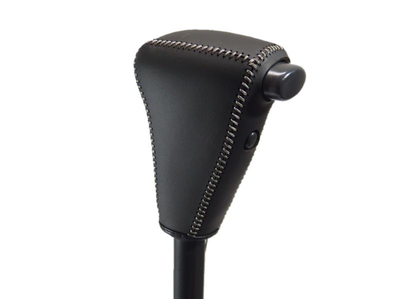 トリコローレ プラド(76/78系) ランドクルーザー(70系) ランドクルーザー(80系) ランドクルーザー(100系) DIYシフトノブ本革巻き替えキット [1BK3T07](2)