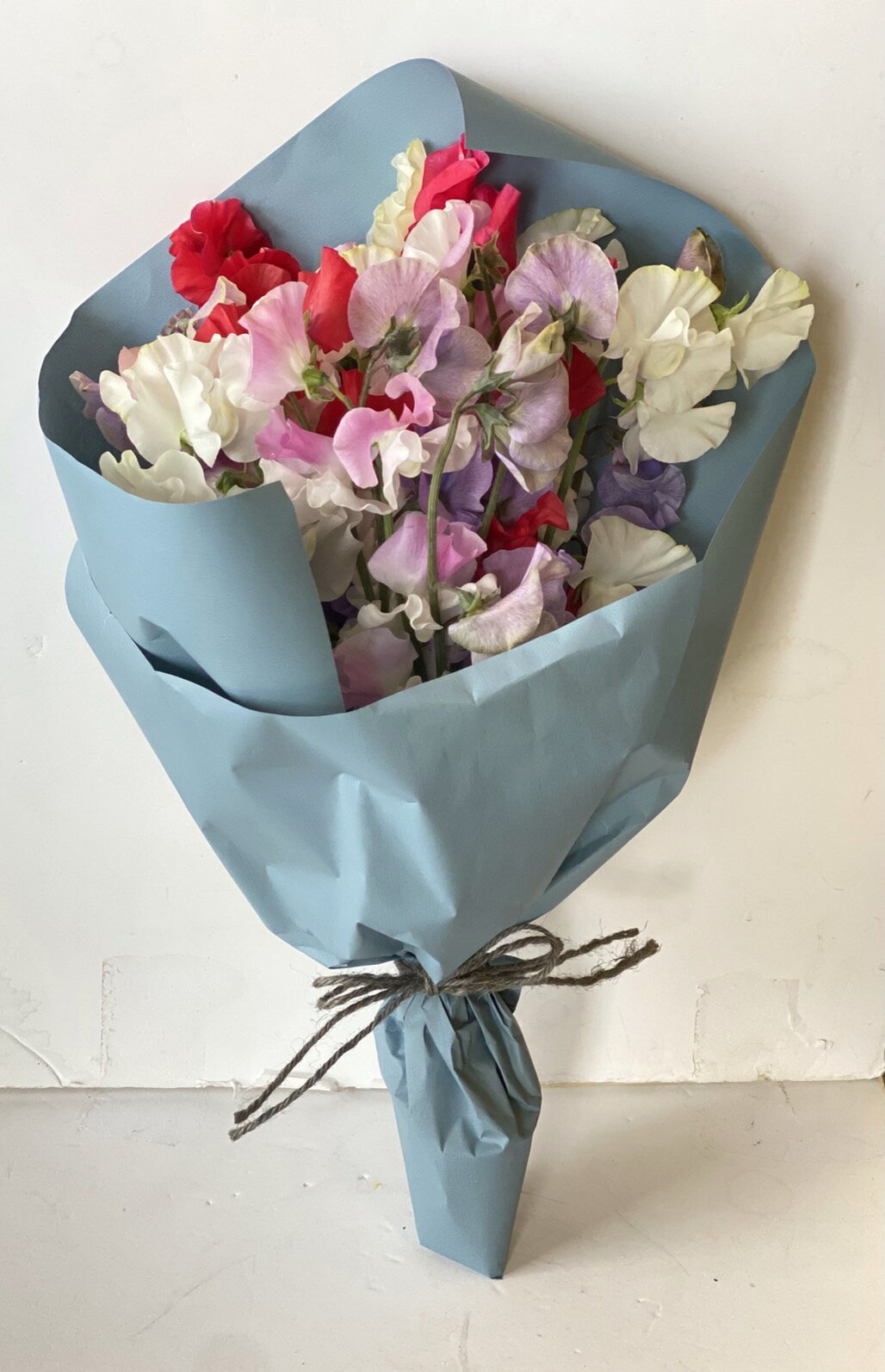 【スイトピーのミックス花束】春限定！可憐でナチュラルな贈物♪送別/卒業/送迎/期間限定/誕生日ギフト/可愛い系/カラーお任せ！花言葉「門出」フラワーバレンタインに！