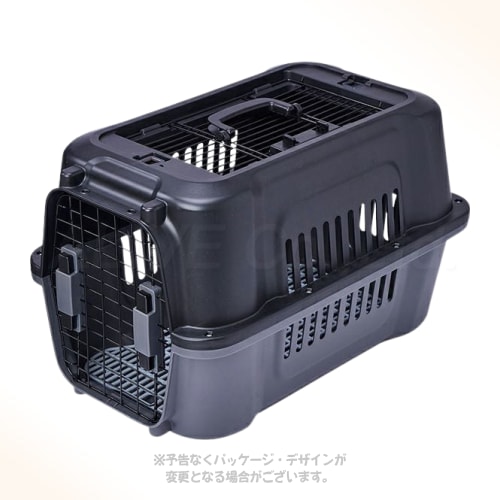 頑丈な9箇所ボルト固定で安心移動のハードキャリー。 商品の特長 9箇所のボルト固定で本体上下がしっかり組み合わさり、頑丈で外れにくい構造です。 角ばったタフな形状により、持ち上げた際のたゆみが少なく安定してペットを運べます。 天面と正面の2ドアタイプで、ペットの出し入れや開閉が非常にスムーズに行えます。 正面ドアは左右どちらからでも開閉可能で、ドアを外せば普段からハウスとしても使用できます。 ペットシーツを挟んで固定できる専用スノコが付属しているため、お出かけ時も清潔を保てます。 適応体重約10kgまでの小型犬や猫ちゃんに対応したMサイズキャリーです。 サイズ M 外寸：約幅37.0cm×奥行58.0cm×高さ37.0cm、内寸：約幅32.5cm×奥行55.0cm×高さ32.5cm、正面ドア開口部：約幅19.0cm×高さ29.0cm、上面ドア開口部：約幅16.0cm×奥行32.0cm 材質・原材料 本体：ポリプロピレン、ドア：鉄、樹脂パーツ：ABS樹脂・ポリプロピレン 製造・生産国 中国 注意事項 本品は犬・猫用です。犬・猫以外には使用しないでください。 記載の適応体重（〜10kg）を守ってご使用ください。 ボルトの緩みや各パーツの破損がないか定期的に点検し、安全をご確認の上ご使用ください。 掲載画像はイメージです。画面環境により実物と色味が異なる場合があります。また、商品のデザインや仕様は、予告なく変更・リニューアルされる場合がございます。ご理解ご了承の上ご注文下さいませ。 備考 適応体重：〜10kg（小型犬・猫用）。 本体重量：約2.4kg。