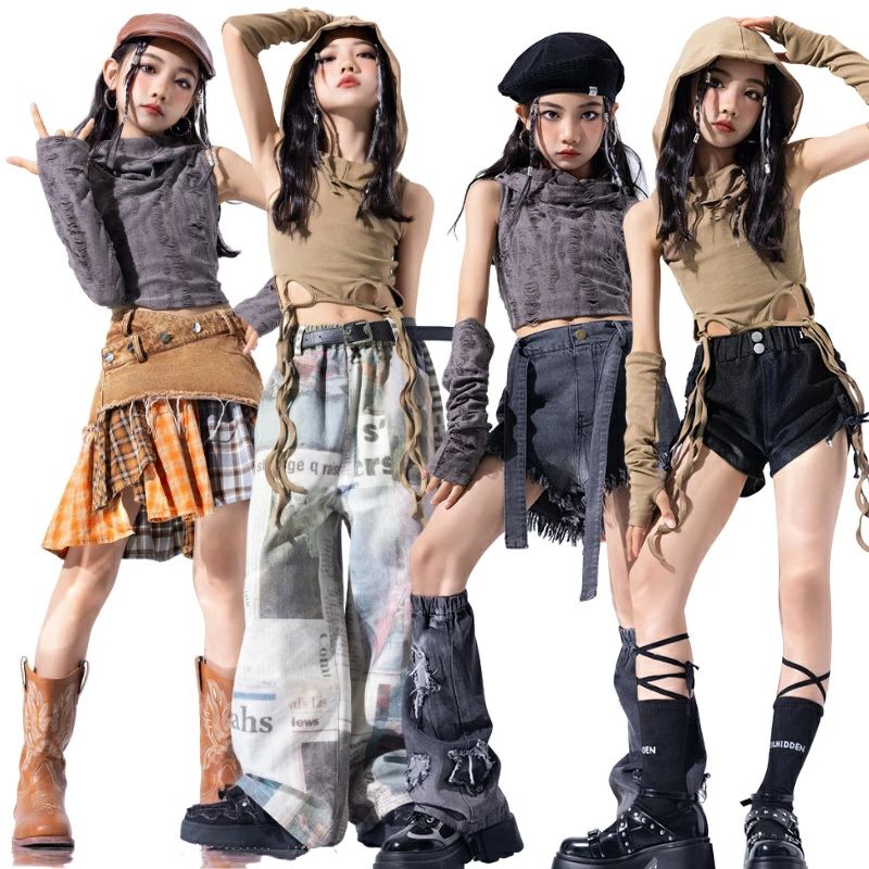 樂天商城 - デニム キッズダンス衣装 女の子 ジャズダンス セットアップ キッズ チア ダンス衣装 セットアップ 子供服 ヒップホップ ヘソ出し 砂色 グレー フードトップス スカート パンツ k-pop 衣装 jazz hiphop 演出服 キッズ ファッション 夏 練習着 おしゃれ