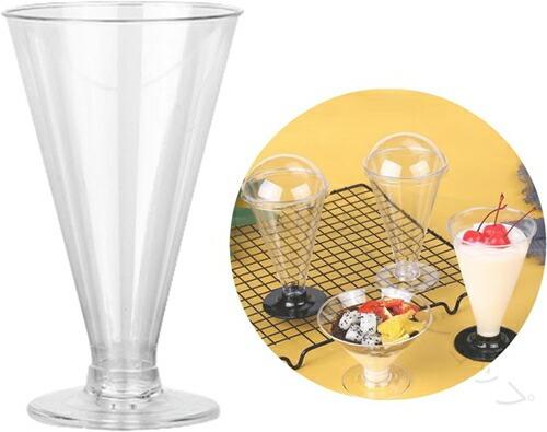 -------商品詳細-------1. 【優良素材＆高透明度】このデザートカップは食品グレードのPS素材で作られており、高い透明度と無毒性を誇ります。パフェグラス、クリアカップ、プラスチックコップとして使用できます。2. 【便利な使い捨てデザイン】使い捨てカップとして、洗う手間を省けて非常に便利です。使い捨てワイングラスやプリンカップとしても最適で、イベント後の片付けが簡単になります。3. 【多様なシーンで活躍】デザートカップ、ムースカップ、シャンパンタワーなど、さまざまな飲み物やデザートを盛り付けるのに適しています。家庭やレストランでの使用にぴったりです。4. 【頑丈で割れない設計】このプラカップは、耐久性に優れた厚みのある素材で作られており、破損しにくく安心して使用できます。お子様のパーティーにも適しています。5. 【蓋付きデザインで衛生的】蓋付きプラカップは、飲み物やデザートを新鮮に保ち、持ち運びも簡単。プリン容器や試飲カップとしても便利に使えます。