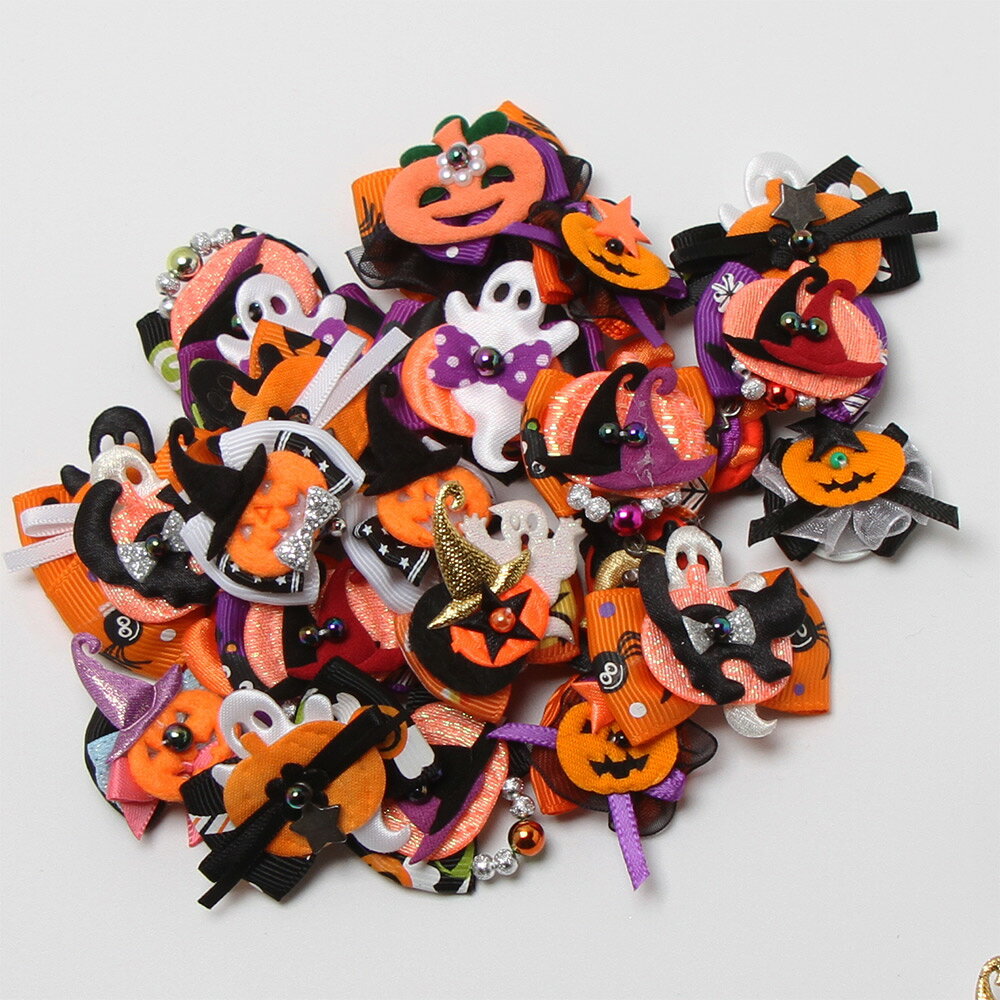期間限定！！ハロウィンシリーズ🎃 イベントに合わせて可愛くお洒落に♪ インスタ映えにもオススメ◎ [発送予定時期] 9月以降順次　※納期は前後する場合がございます。 ※写真撮影のため、色合いが実物と若干異なる場合がございます。 ※季節限定商品のため数に限りがございます。 ※手作り制作のためサイズに多少の誤差が生じる場合がございます。 ※季節商材のため不良品以外の返品は不可となります。 &emsp;あらかじめご了承ください。 商品詳細 サイズ 約3.5cm 内容量 30ヶ入