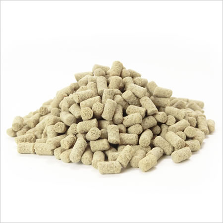 ペッツマムのNPF PRO RICH TAST(リッチテイスト) ハムスター 300g｜アングル2