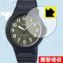 ※対応機種 : CASIO 腕時計 MW-240※写真はイメージです。特殊素材がしっかりと衝撃を吸収し、機器へのダメージをやわらげ、液晶画面をキズや衝撃から守ることができる『衝撃吸収保護フィルム』です。 ●衝撃を吸収して機器を保護特殊素材が外部からの衝撃を吸収し、機器へのダメージをやわらげます。●指紋が付きにくい防指紋コーティング表面は指紋がつきにくく、汚れを落としやすい、防指紋コーティング済みです。●高光沢で画像・映像がキレイ高い光線透過率で透明度が高く、画像・映像を忠実に、高品位な光沢感で再現します。●気泡の入りにくい特殊な自己吸着タイプ接着面は気泡の入りにくい特殊な自己吸着タイプなので、簡単に貼ることができます。また、はがしても跡が残らず、何度でも貼り直しが可能です。●機器にぴったり！専用サイズそれぞれの機器にぴったりな専用サイズだから、切らずに貼るだけです。衝撃を吸収する特殊素材「特殊シリコーン樹脂層」がしっかりと衝撃を吸収し、機器へのダメージをやわらげるので、液晶画面をキズや衝撃から守ることができます。※本製品は外部からの衝撃をやわらげるもので、画面や機器が破損・故障しないことを保障するものではありません。　衝撃吸収実験※このテストは、一般的な机の高さと同じ、70cmの高さから約200gの鉄球をガラスに落としておこなったものです。「通常の液晶保護フィルム」を貼ったものでは割れて、「衝撃吸収保護フィルム」を貼ったものは特殊シリコーン樹脂層がたわむことで衝撃を吸収して割れません。【ポスト投函送料無料】商品は【ポスト投函発送 (追跡可能メール便)】で発送します。お急ぎ、配達日時を指定されたい方は以下のクーポンを同時購入ください。【お急ぎ便クーポン】　プラス110円(税込)で速達扱いでの発送。お届けはポストへの投函となります。【配達日時指定クーポン】　プラス550円(税込)で配達日時を指定し、宅配便で発送させていただきます。【お急ぎ便クーポン】はこちらをクリック【配達日時指定クーポン】はこちらをクリック特殊素材が衝撃を吸収し、画面をキズや衝撃から守る液晶保護フィルム！