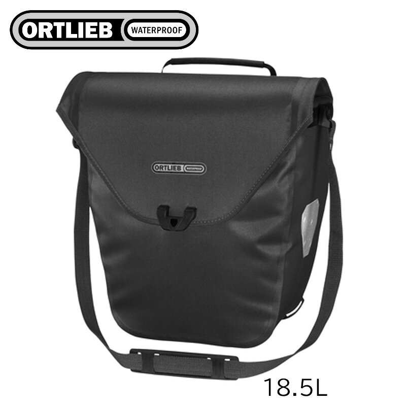 マグネット式のフラップは開閉しやすく、内部はマチも広くたっぷり収納可能。 荷物を小分けに収納できるポケットも備え、普段使いからショッピングバッグとしても便利です。 仕様 カラー：ブラック 容量：18.5L サイズ：H39×W22-33×D17cm 重量(カタログ値)：1150g 耐荷重：9kg