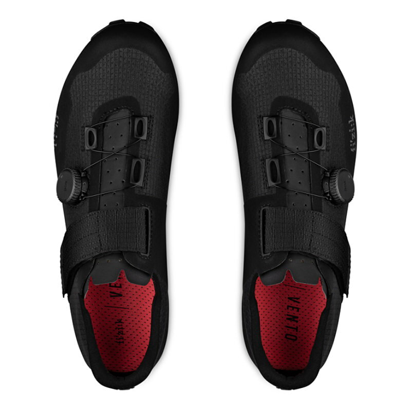 ファルコンサイクルのFIZIK（フィジーク）FEROX CARBON MTB フェロックス カーボン ブラック 自転車 サイクリングシューズ｜アングル2