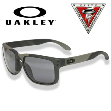 OAKLEY MULTICAM BLACK ホルブルック/Polarized Lens【オークリー マルチカム ブラック HOLBROOK/ポラライズドレンズ】メンズ ミリタリー カジュアル ストリート アウトドア 登山 キャンプ ドライブ バイク ツーリング サイクリング 迷彩 カモ ポーチ 偏光 レンズ OUTLET