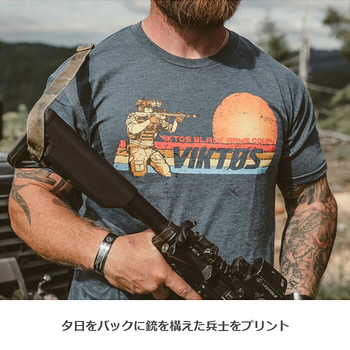 VIKTOS サンドウナー Tシャツ【ヴィクトス ビクトス Sun Downer Tee】メンズ ミリタリー アウトドア サバゲ カジュアル キャンプ バイク ツーリング サイクリング ドライブ デイリーユース USサイズ コットン ポリエステル クルーネック 半袖 プリント トップス インナー phantom-10007911 PHANTOM サンプル画像2
