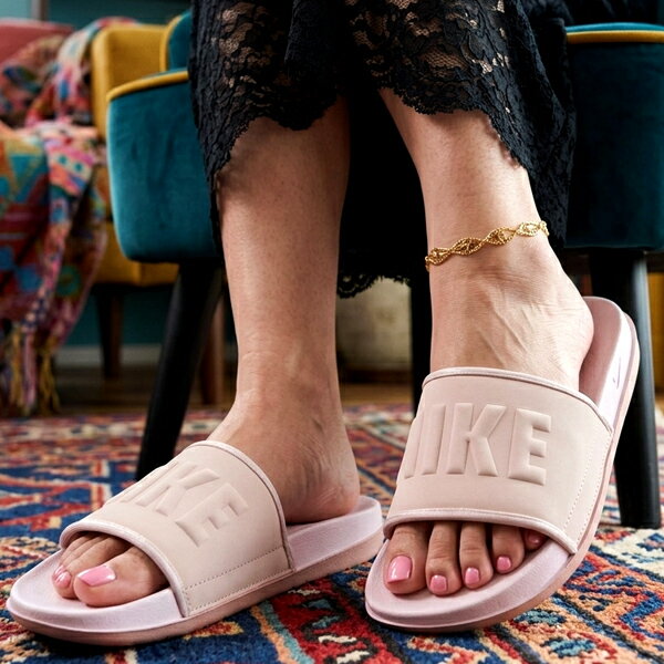 乐天商城 - 2026夏新作 送料無料 ナイキ サンダル レディース NIKE ウィメンズ オフコート スライド スポーツサンダル シャワーサンダル スポサン ロゴ ビッグロゴ OFFCOURT SLIDE ピンク BQ4632