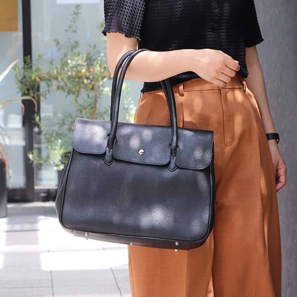 【11/5限定 25%クーポンあり】トートバッグ レディース 革 おしゃれ 小さいバッグ 肩掛けサイズ ミニバ..