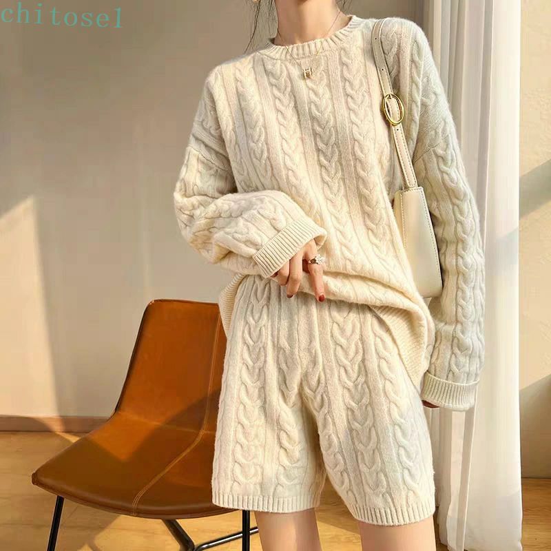 購入2点で5%OFF レディース トップス セーター ショートパンツ ニットセットアップ 可愛い 2025秋冬新作 2点セット ボトムス ケーブル編み おしゃれ カジュアル きれいめ 大人 体型カバー ゆったり 通勤 通学 春 夏 秋 phoebehou