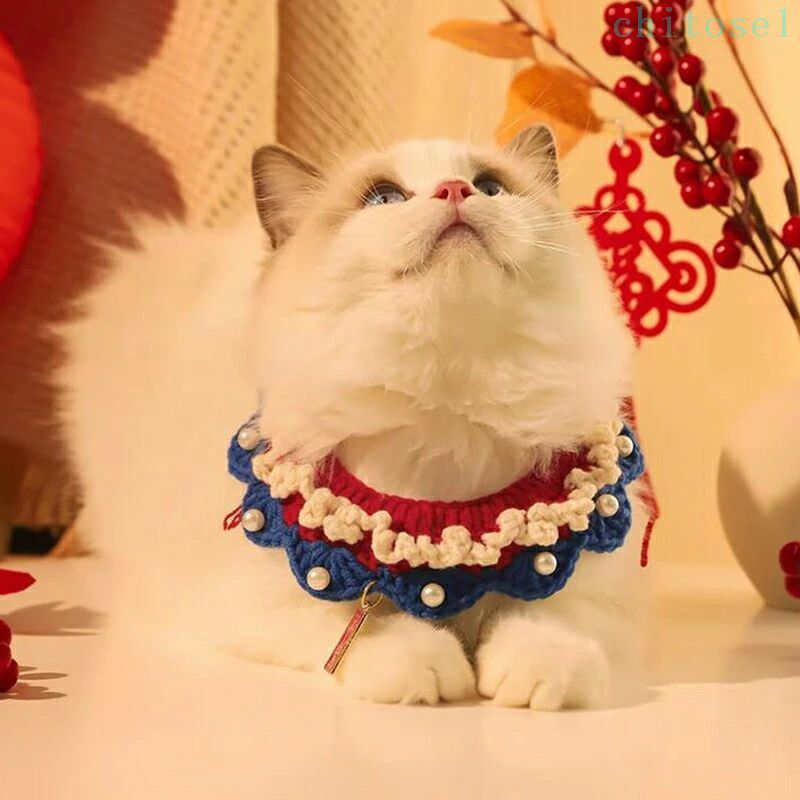 ニット ペット 猫用 小型犬 子犬 犬用 ペットウェア 可愛い おしゃれ サイズ調節可能 クリスマス 首輪 マフラー 写真撮影 ねこ マント よだれかけ SNS映え ドッグウェア キャットウェア サンタ