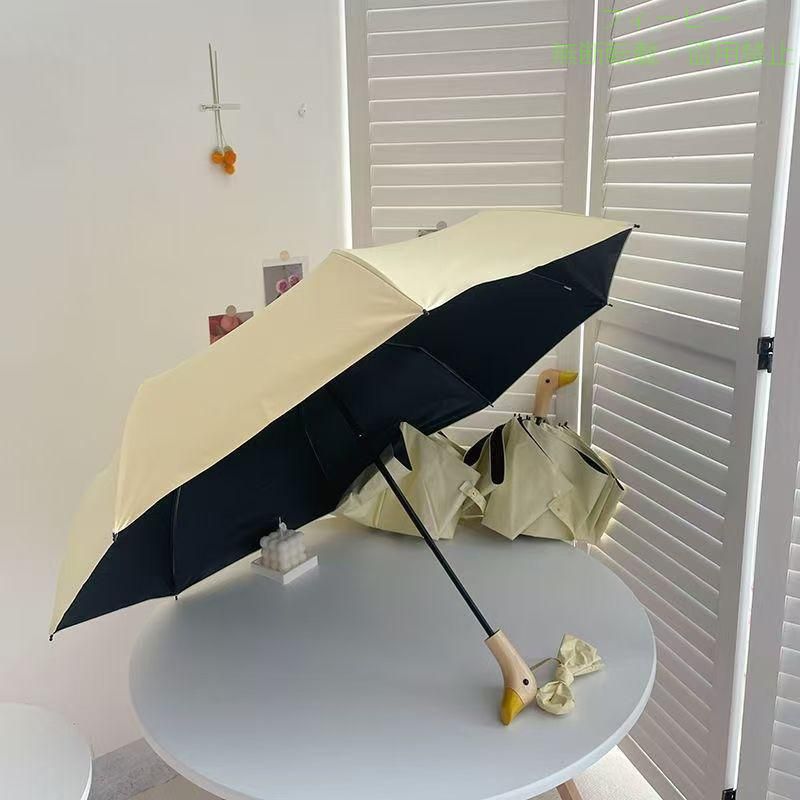 ■カラー:color1-5 ■サイズ（cm）:フリーサイズ 全長：59cm 収納時の長さ：28cm 直径：99cm ■素材:傘棒材質:炭素鋼　　傘布:黒テープ ※備考 ●実寸はメジャー採寸の為、若干の誤差が生じる場合があります。 ●色合いはモニター環境により若干の誤差が出ます。 ●海外製品のため、詳細タグなし。 ●本製品は生産過程におきまして、生地を織る際の糸の継ぎ目や多少のほつれが生じることがありまが、品質上は問題ありません。また、生地の織りに他繊維が混紡している場合もございます。