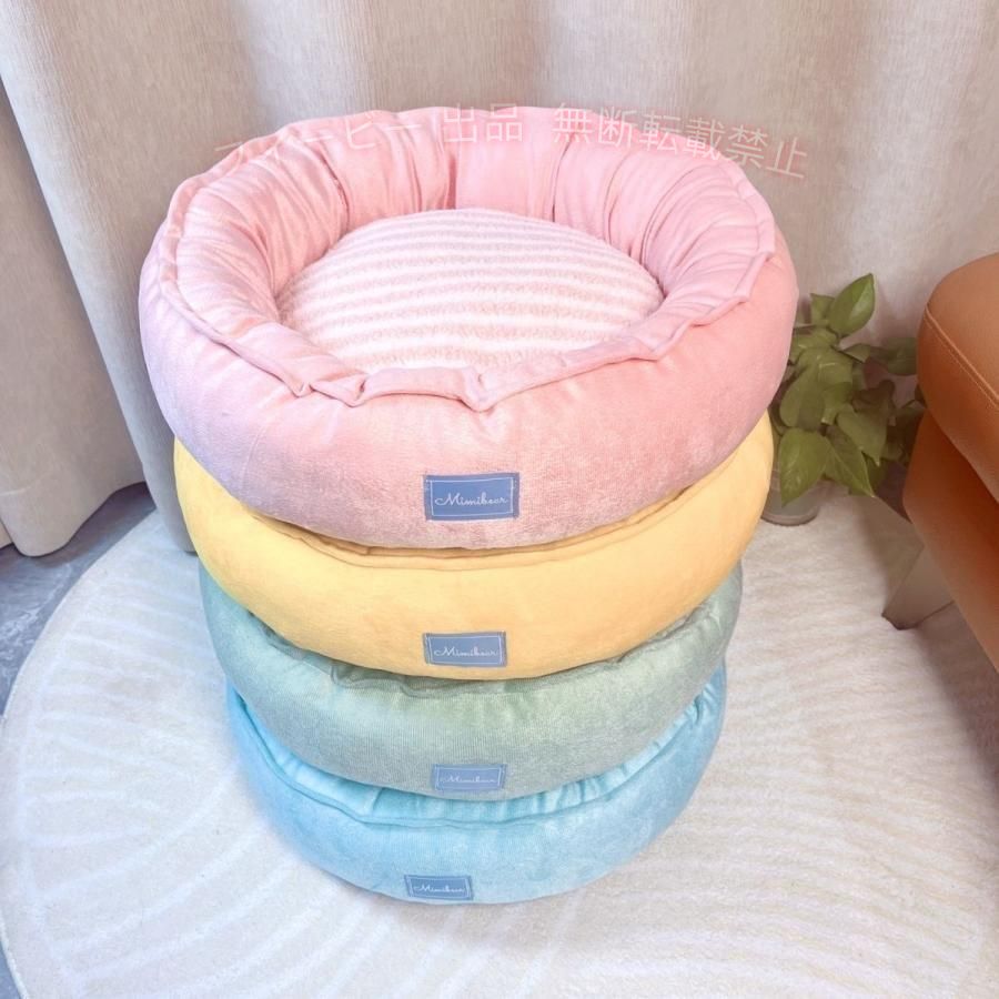 [素材／材質] ポリエステル、綿 【サイズ】 S:45*14体重を推薦する3.5KG以内 M:55*15/体重を推薦する7.5KG以内 L:65*16/体重を推薦する16KG以内 ふわふわ　防寒 あったか おしゃれ　超ボリューム！ぐっすり眠れます！ 埋もれる感がほしいならば,ワンサイズアップ必要 丸洗い出来るクッション ■使用シーン：車内、家、寝室、オフィス、学校 ※サイズ表記は目安です。誤差はご了承ください。 ※生産の関係により写真と色、柄が若干異なる場合があります。