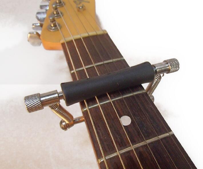 楽天市場 送料無料 Phoenix カポタスト フェニックス カポ Glider The Rolling Capo ローリングカポ グライダーカポ ローラーカポ クロス ピック 保証書 セット エレアコ ガットギター ジャズ フォーク クラシック Jazz フラメンコ Glider Capo Phoenix