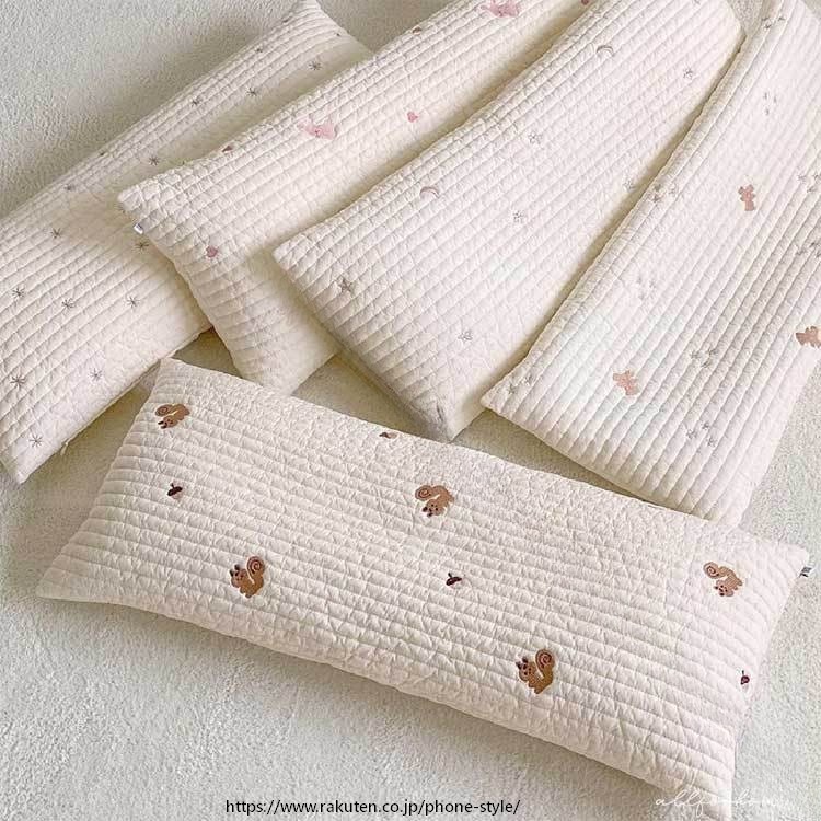 ロングクッション 抱き枕 ボディーピロー 枕 まくら クッション 縦30cm×横60cm×高さ4cm 赤ちゃん キッズ 子供 安眠 洗える 寝具 ベッドガード かわいい キルティング 刺しゅう 刺繍 コスパ 日曜大工