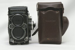 【中古】Rollei ローライフレックス 2.8F ブローニー フィルムカメラ 高級 二眼レフカメラ ローライキン付き レンズ内くもりなし 外観少し使用感あり