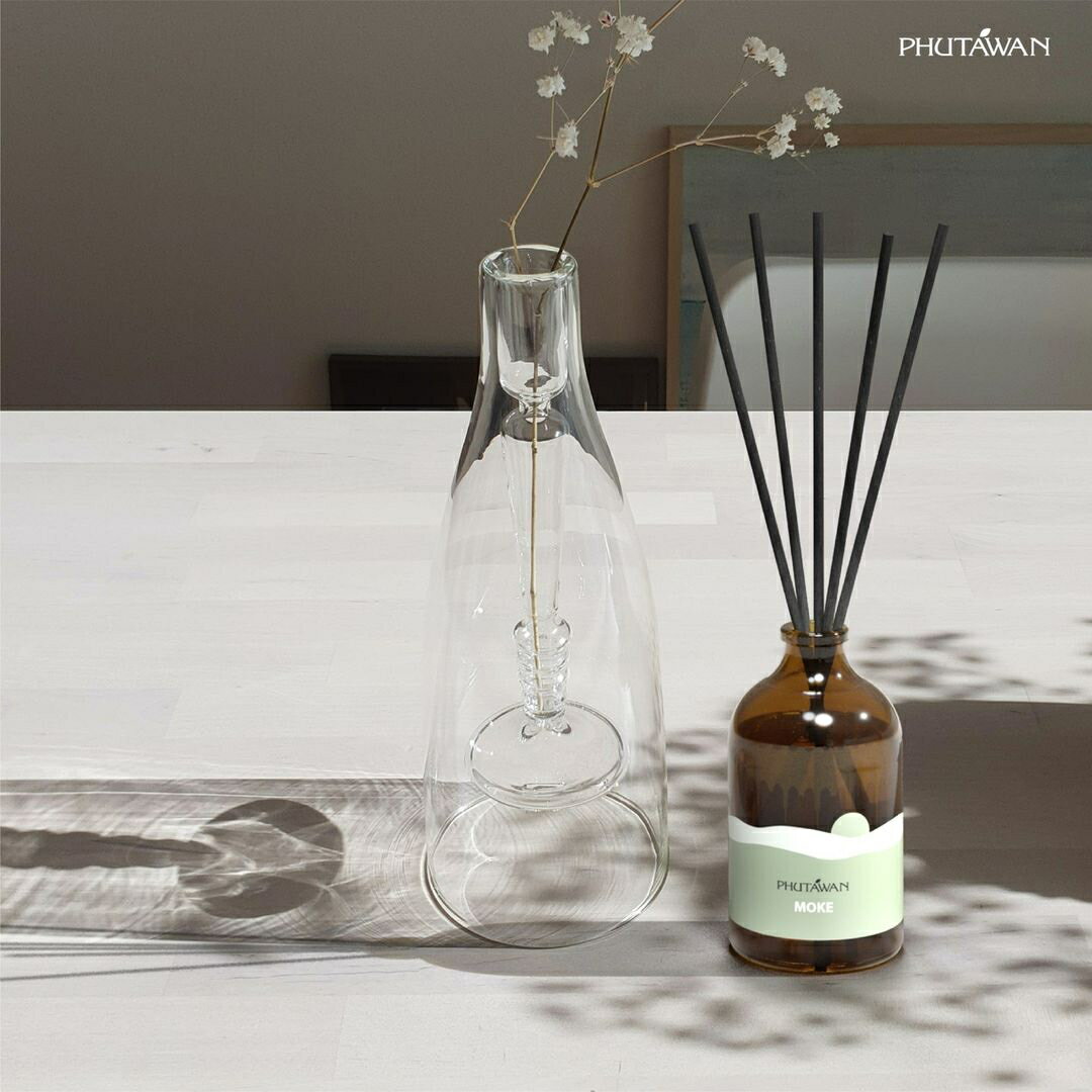 【PHUTAWAN公式】 プタワン モーク リード ディフューザー 50mL 正規品 ルームフレグランス 芳香剤 おしゃれ いい香り ユニセックス 甘い香り 引越し祝い 新生活 リビング 玄関 アロマ ナチュラル プレゼント 贈り物 男性人気 タイコスメ 2