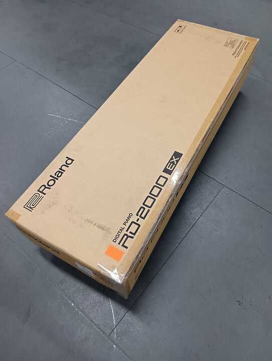Stage Piano RD-2000