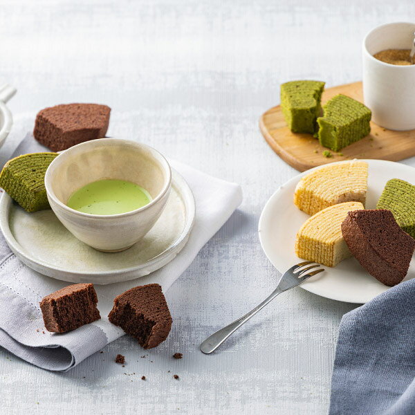 PIARY(ピアリー)楽天市場店の引き菓子8 BAUMKUCHEN（ベルギーチョコレート）＆コーヒー／CB-12E(引き菓子 引菓子 引き出物 引出物 お菓子 洋菓子 スイーツ 内祝い 結婚式 ウェディング ウエディング ギフト お祝い 贈り物 挨拶 御礼 お礼 お返し 手土産 おいしい 人気 話題 おすすめ)｜アングル3