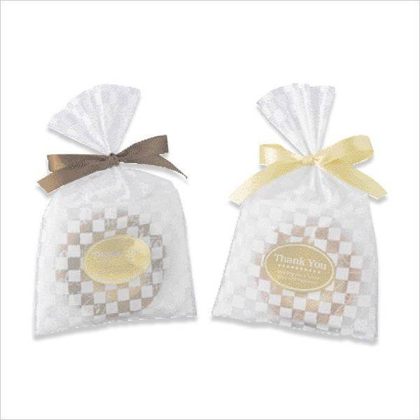 プチギフトふんわりプチバウム 1個(プチギフト 退職 お菓子 お礼 お返し 歓送迎会 異動 転職 産休 結婚式 二次会 ウェディング 披露宴 P★パーティ ノベ...