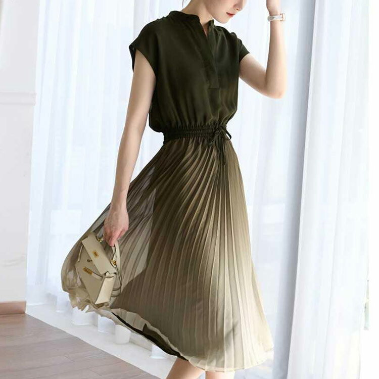 きれいめ Aライン グラデーション 送料無料 ビーチ プリーツ ロング ワンピース ロング丈 エレガント プリーツワンピース Vネック 2022新作 プリーツワンピ フレア ロング 半袖 マキシ丈 レディース 涼しい 涼感 大人 可愛い 体型カバー マキシワンピース