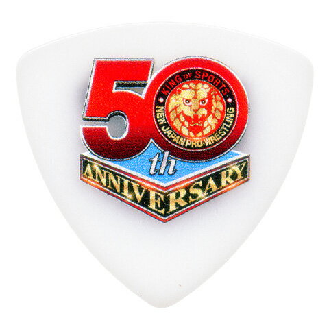 イー・エス・ピー　ピック ESP×新日本プロレスリング コラボレーションモデル 【新日本プロレスリング50周年記念】ESPと新日本プロレスリングが強力タッグ！ シンボルマークや選手ロゴなど、おなじみのデザインがピックになりました。 こちらは新日本プロレスリング50周年を記念したロゴをプリントしました。 形状：トライアングル 材質: ポリアセタール 厚さ：1.0mm 販売単位：1枚