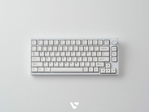 VARO ゲーミングキーボード ラピッドトリガー対応 磁気式スイッチ搭載 75% ホワイト ブラック VARO ゲーミングキーボード ラピッドトリガー対応 磁気式スイッチ搭載 75% ホワイト ブラック