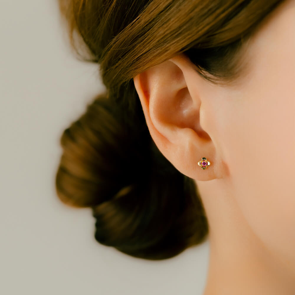 K10 カラーストーン フラワー ボディピアス │ 16G/14G イエローゴールド ルビー/サファイア 天然石 可愛い 花びら