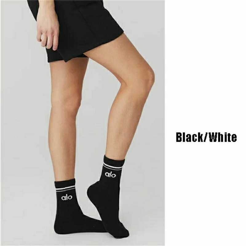 ★ALO yoga★ ユニセックス ハーフスローバックソックス BTS JIN グローバルアンバサダー就任 Unisex Half Throwback Sock 日本未発売 靴下 ソックス やわらかい リラックス クッション性 アロー スポーティ クリスマス プレゼント 誕生日 メンズ