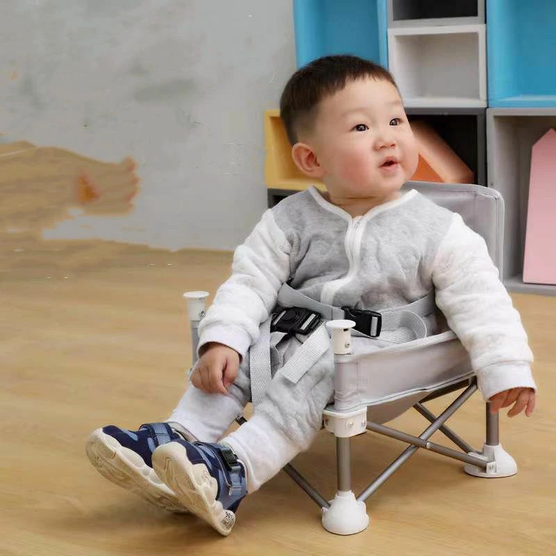 ピースセレクトのベビーチェア 折りたたみ テーブルチェア ポータブル 子供 お食事椅子 折り畳み 携帯ベビーシート ストラップ 大容量収納袋 多機能チェア 赤ちゃん 幼児 椅子 屋内 アウトドア 赤ちゃん用 出産祝い 離乳食 食事チェア 旅行 幼稚園 保育園 出産祝い｜アングル2