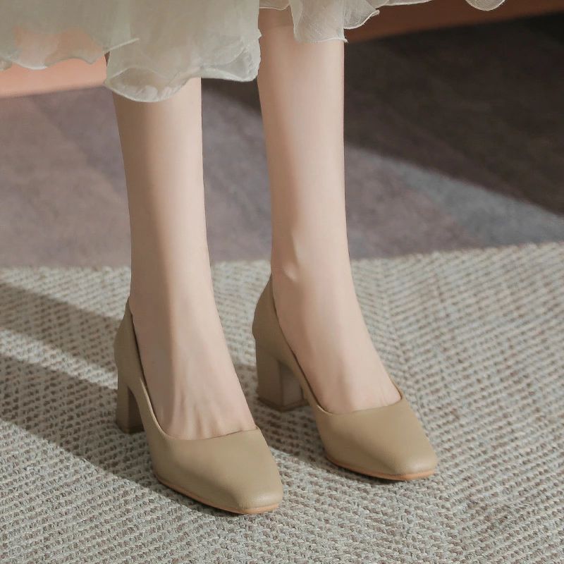 パンプス 痛くない ビット チャンキーヒール 太ヒール スクエアトゥ ビット パンプス 靴 オシャレ 幅広 疲れない 通勤 履きやすい 痛くない 走れる 歩きやすい フラットシューズ 長時間 柔らかい オフィス パーティ 結婚式