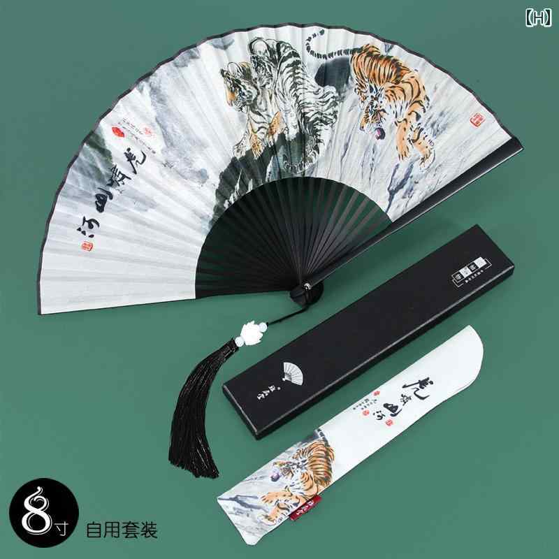 ピースセレクトの扇子 龍 ドラゴン レトロ シルク ダーク 黒 ブラック 学生 チャイナ 中国 中華 ダンス 踊り 小道具 小物 ヴィンテージライク カジュアル 男女｜アングル3