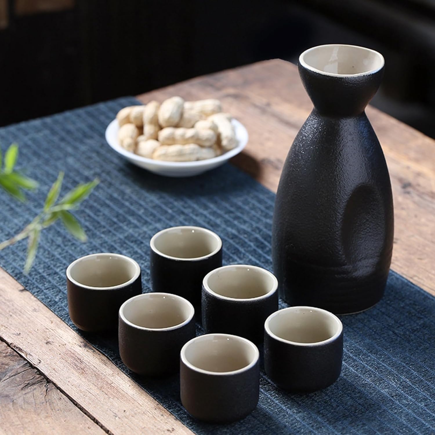 酒器セット セラミック 7点セット 徳利 花柄 猪口 ぐい呑 おちょこ 日本酒用 酒水差し 燗器 ボトル お酒入れ 徳利1個 ぐい呑み6個セット 日式 クラシック 電子レンジOK 贈物 ギフト 花見