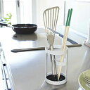 山崎実業 スチール製の安定感のあるキッチン用品スタンド フライ返しなどの調理用具の収納に最適 ホワイト ブラック yamazaki 4903208067744 ...