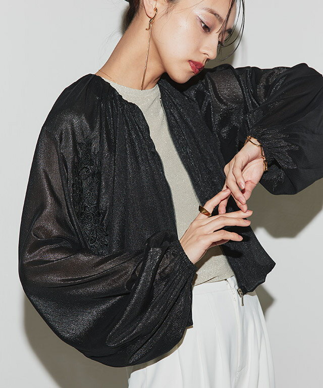 ≪1,000円OFFクーポン★デビュー記念≫[ECLAM] 【送料無料】レース刺繍バルーンショートブルゾン ☆ ブルゾン ショート丈 バルーンシルエット レース刺繍 ファスナー 羽織り クラム ピエロのサムネイル