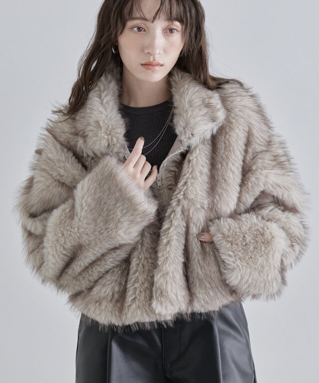 全品20%OFFクーポン！【最新作】[ECLAM]フェイクファージップアップブルゾン ☆ ブルゾン フェイクファー ジップアップ アウター ファーブルゾン ボリューム クロップド丈 スタンドネック クラム ECLAM ピエロ 送料無料のサムネイル