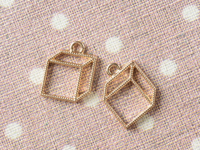 【毎日発送】 レジンフレーム レジン空枠 【立方体フレーム】 四角 スクエア 2個 レジン パーツ チャーム アクセサリーパーツ