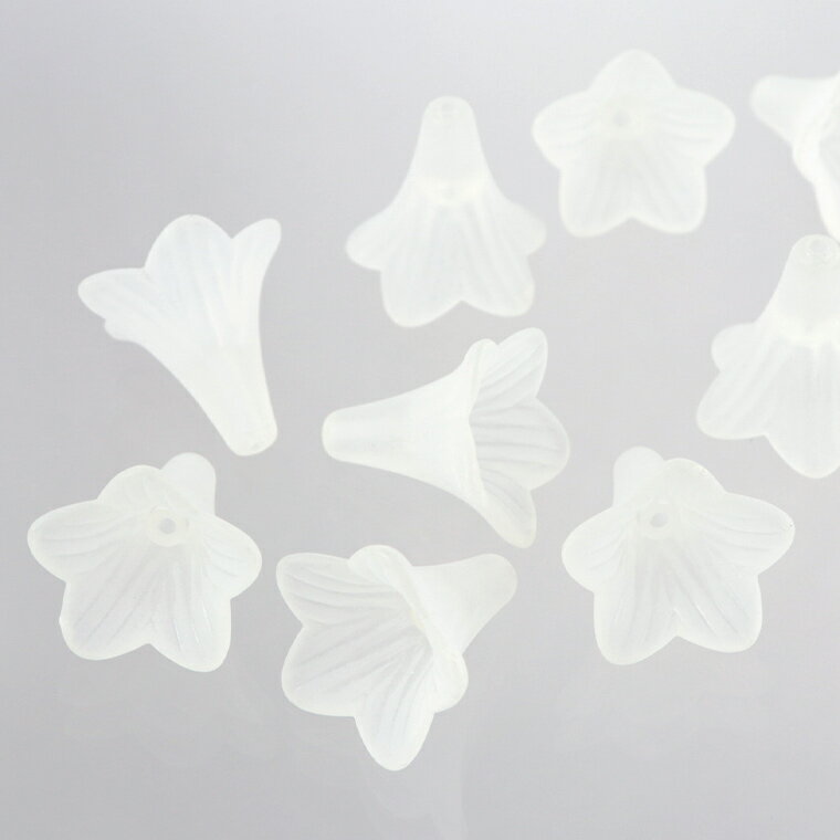 Rakuten - 約22×22mm 10個入 アクリルビーズ フラワー 穴1.8mm つや消し白 / 桔梗 キキョウ 花座 ビーズキャップ ゆめかわいい ボタニカル お花 手芸 プラビーズ マットカラー【ゆうパケット対応】