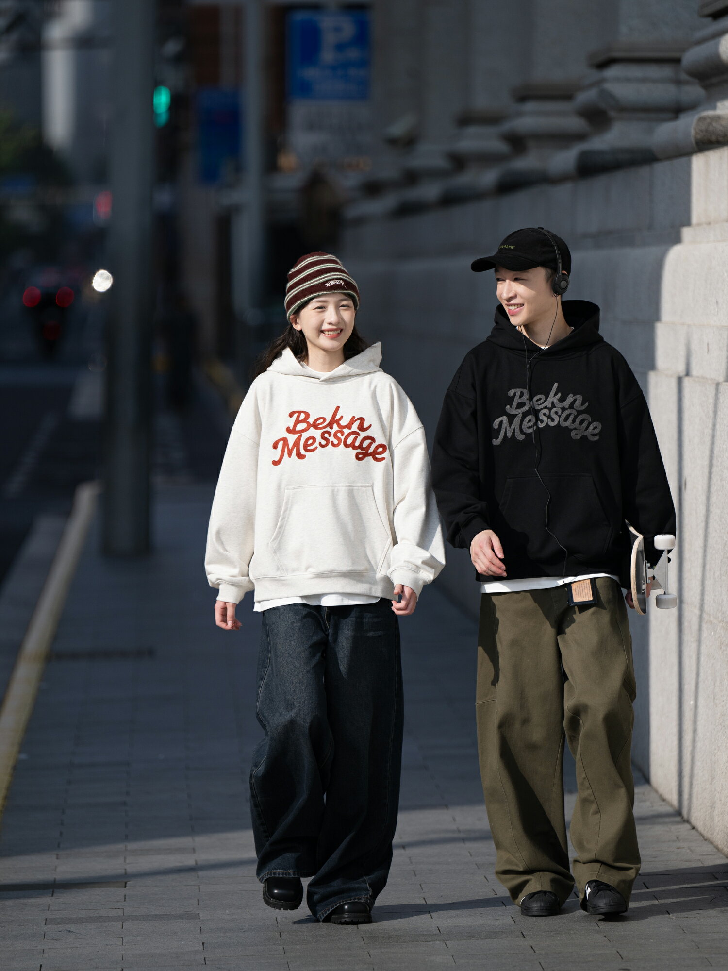 Excellentstyle2025年新作20代カジュアルプ段着リュックサックフィットパターン柄デザイン厚手暖か冬用パーカー男女兼用ジェルアルクカプルコーデュロイお揃い