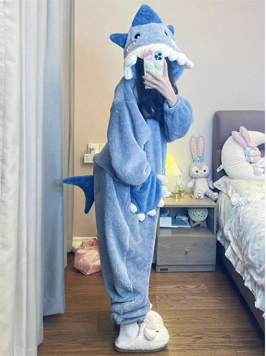 着ぐるみ サメ パジャマ もこもこ ルームウェア レディース 可愛い もこもこ パジャマ 大人用 着る毛布 動物 冬用 秋 オールインワン 寝巻き 部屋着 暖かい 前開き お揃い フード付き 防寒 暖かい クリスマス 修学旅行 イベント pipi1012-10000950 たんぽぽショップ サンプル画像2