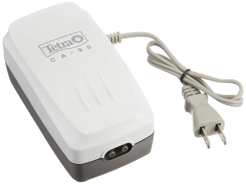 テトラ (Tetra) テトラ コンフォートエアー 90 エアーポンプ 酸素補給 静音 水槽用コンパクトでスタイリッシュなエアーポンプ密閉設計、防振ゴムで振動を抑えるから静か吐出量調整スイッチ、またはダイヤル付き置く場所を選ばない静かなエアーポンプ対応水槽:90cm以下複数店舗にて販売をしておりますため、在庫データの更新が間に合わず、欠品にも関わらず、注文ができる場合がございます。その際は、キャンセルにて対応を取らせていただきます。当店はお電話のお問い合わせはお受けしておりませんので、ご了承ください。お問い合わせは、問い合わせフォームをご利用ください。
