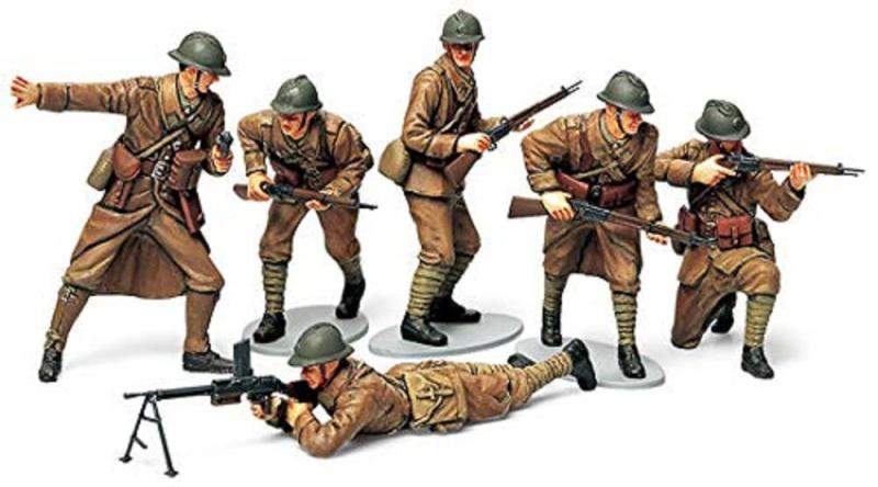 タミヤ 1/35 ミリタリーミニチュアシリーズ No.288 フランス陸軍 歩兵セット プラモデル 35288組み立て、塗装が必要なプラモデル。別途、工具、塗料等が必要。複数店舗にて販売をしておりますため、在庫データの更新が間に合わず、欠品にも関わらず、注文ができる場合がございます。その際は、キャンセルにて対応を取らせていただきます。当店はお電話のお問い合わせはお受けしておりませんので、ご了承ください。お問い合わせは、問い合わせフォームをご利用ください。