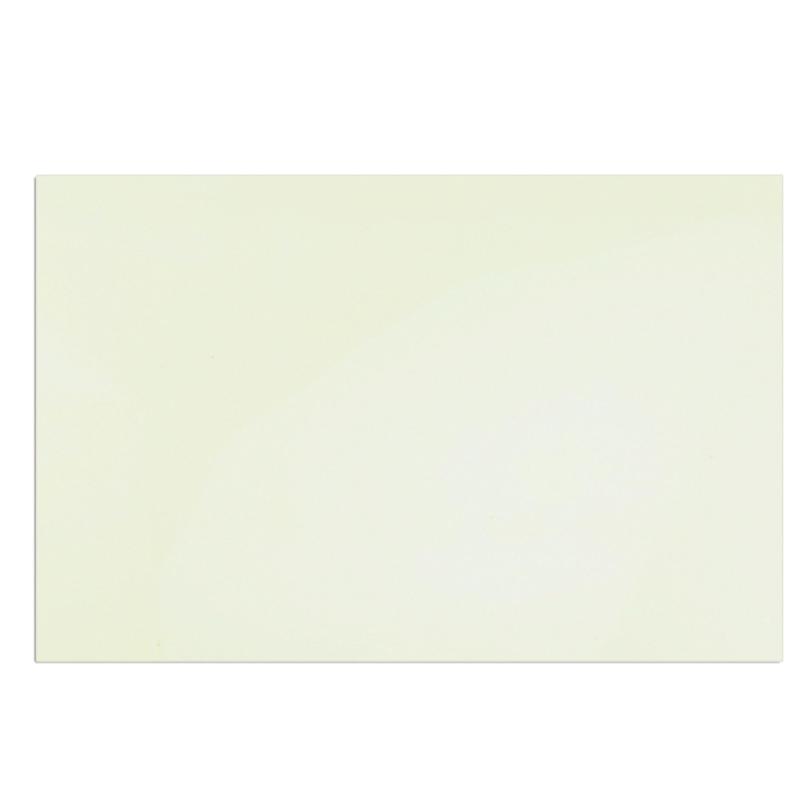 Musiclily 435x290mm ギターピックガード板材 ST TL ピックガード素材エレキギター/PBベース用、3PアイボリーエレキギターベースのピックガードDIY用。STタイプなら2枚、JM/PBタイプなら1枚取れる大判サイズのピックガード、プレート用板材プラスチック製、厚さ2.0-2.2mmサイズ：435x290x2.2mm上部に二重層保護フィルム、表面にキズ防止用保護フィルムが貼ってありますパッケージ内容:1個ピックガード用板材複数店舗にて販売をしておりますため、在庫データの更新が間に合わず、欠品にも関わらず、注文ができる場合がございます。その際は、キャンセルにて対応を取らせていただきます。当店はお電話のお問い合わせはお受けしておりませんので、ご了承ください。お問い合わせは、問い合わせフォームをご利用ください。