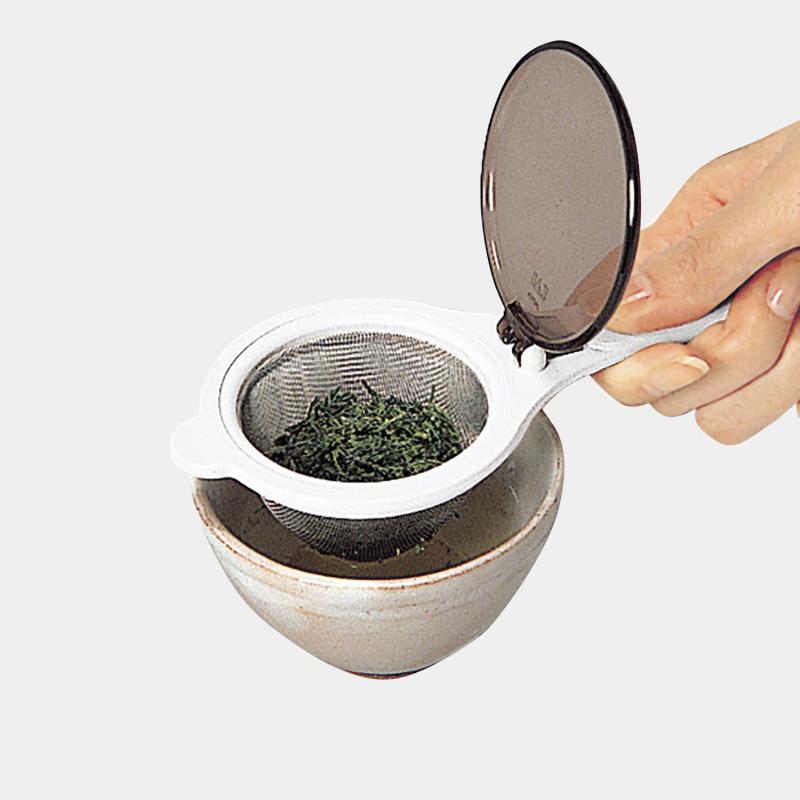 貝印 KAI 茶こし 受け皿 セット ワンタッチ フタ 食洗機対応 KAI KITCHEN 日本製 DH8064 pippi-store-10795040 ぴっぴストア 楽天市場店 サンプル画像2