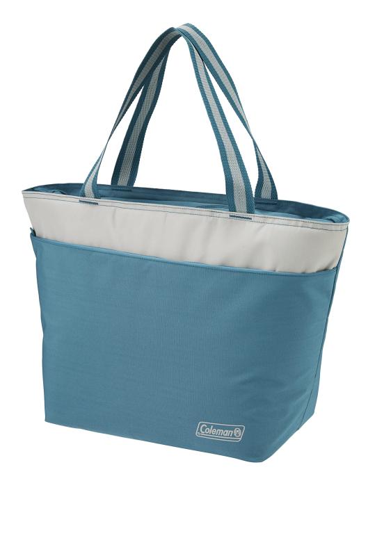Coleman(コールマン) デイリークーラートート/25L キャンプ ピクニック 部活 買い物 抗菌 コンパクト エコBAG付き 保冷バッグ【使用シーン】　アウトドア、キャンプ、ピクニック、運動会、スポーツ観戦、釣り、部活、ドライブ、普段のお買い物、防災用品などでも活躍します。【サイズ】使用時:サイズ:使用時/約52×22×35(h)cm、収納時/約52×3×35(h)cm 重量:約440g 、容量：約25L 　2Lペットボトル約6本収納可能【保冷力】日帰りレジャーや日常使いに最適な保冷力です。【エコバッグ付き】ソフトクーラーと同色のエコバッグが付属されています。　エコバッグサイズ：約50×6×40（h）cm　お買い物時に便利です。　　【トートバッグスタイル】開口部が広いトートバッグスタイルは日常使いにも便利です。【清潔】ライナーは抗菌加工されていますので清潔に使用することができます。【材質】:ポリエステル、PEVA（ライナー）複数店舗にて販売をしておりますため、在庫データの更新が間に合わず、欠品にも関わらず、注文ができる場合がございます。その際は、キャンセルにて対応を取らせていただきます。当店はお電話のお問い合わせはお受けしておりませんので、ご了承ください。お問い合わせは、問い合わせフォームをご利用ください。