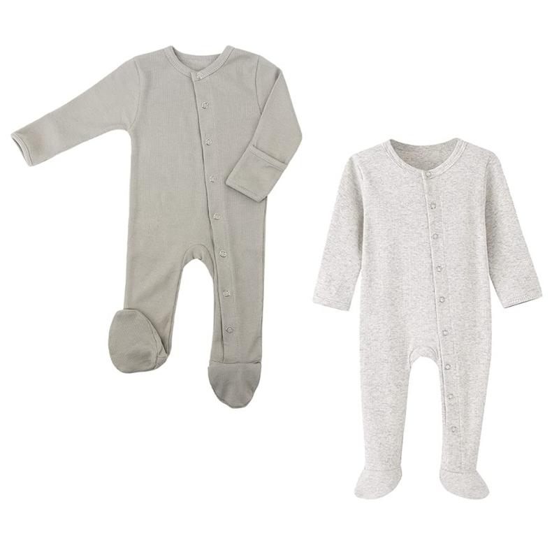 [KISBINI] ベビー服 ロンパース 長袖 カバーオール 綿 足つき 新生児肌着 前開き 赤ちゃん 出産祝い グレー/オフ 6-9ヶ月天然素材の綿は抗菌防臭の特徴があり、お子様繊細な肌に優しいから、柔らかくて肌触りが快適です。通気性と吸水性も抜群です。新生児の肌は敏感なので、是非ご利用下さい。シンプルな無地のリブ生地です。足つき、手袋つき（袖口をくるっと折り返すと、お手を隠せてあたたかさをキープされたり、顔や頭皮を掻ぐことを避けたり）首元から足元までにスナップボタンでとめている前開き仕様です。着脱はしやすいし、オムツの着替えも便利です。程度よいの厚さで、春夏秋冬季節を問わず、防風防寒や、冷房使えか長く使えます。パジャマとしても重宝します。コストパフォーマンス出産祝いギフトとしても素敵タイプで、お勧めです。サイズ展開：62cm/0-3ヶ月、68cm/3-6ヶ月、74cm/6-9ヶ月、80cm/9-12ヶ月 詳細はサイズ表でご参考ください。色に関しましてはパソコンのブラウザやモニターの環境によって画像と実物では多少の色具合が異なって見える場合がございます。複数店舗にて販売をしておりますため、在庫データの更新が間に合わず、欠品にも関わらず、注文ができる場合がございます。その際は、キャンセルにて対応を取らせていただきます。当店はお電話のお問い合わせはお受けしておりませんので、ご了承ください。お問い合わせは、問い合わせフォームをご利用ください。